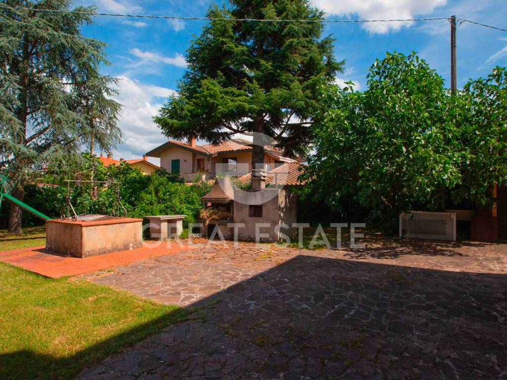 Villa a Castiglione del lago in Via Piana - Foto 5