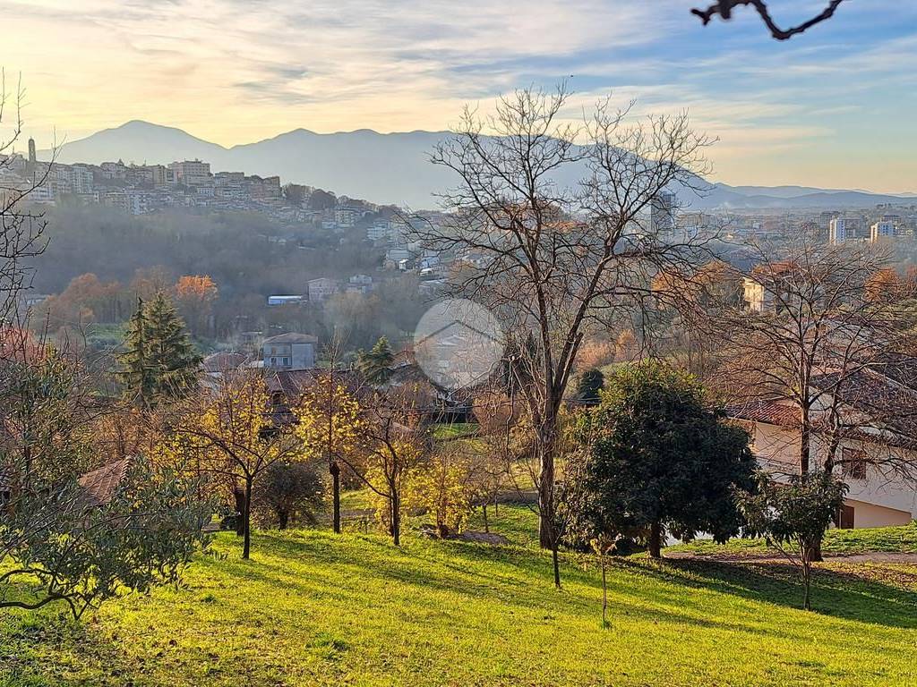 Casa indipendente a Frosinone in Via Sant'Angelo, 35 - Foto 3