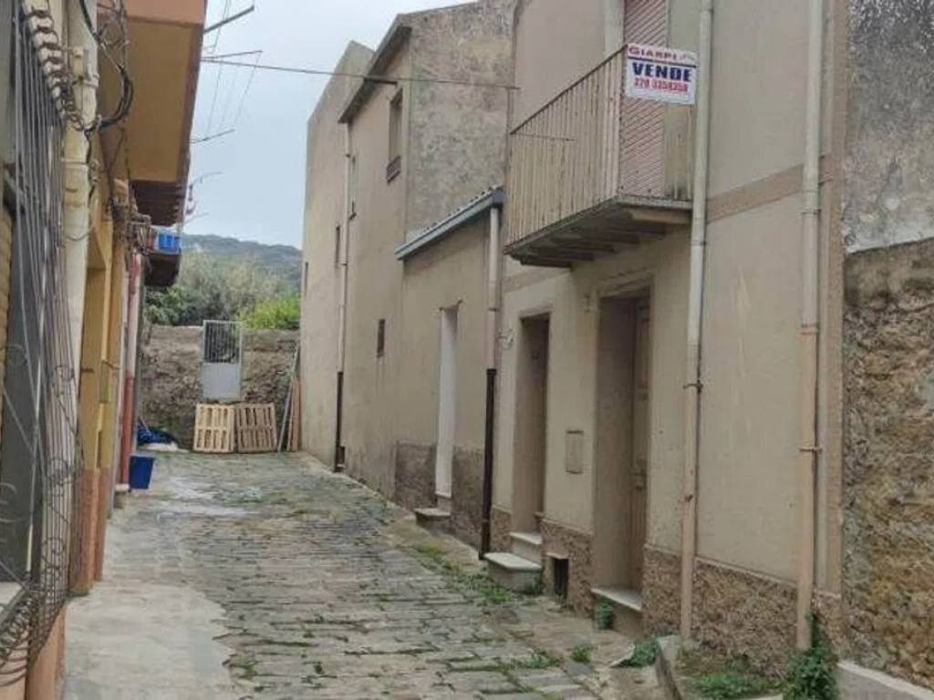 Villa a Piazza armerina in Via Antonio Verso, 8 -10 S.N.C. - Foto 3