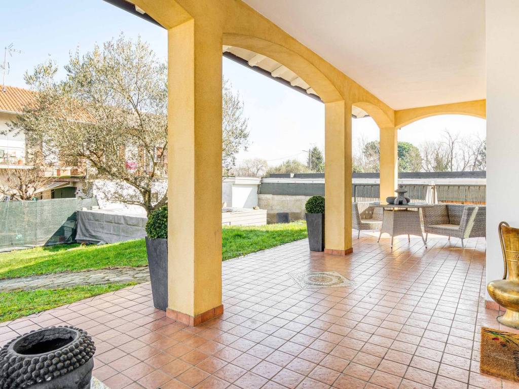 Villa a Lonate pozzolo in Via Trento, 1 - Foto 5