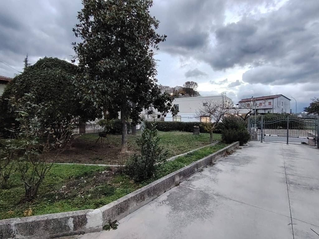 Appartamento a Collecorvino in Via San Rocco - Foto 2