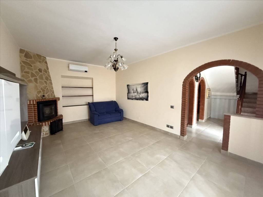 Villa a Castiglione del lago in Via del Giglio, 20 - Foto 4