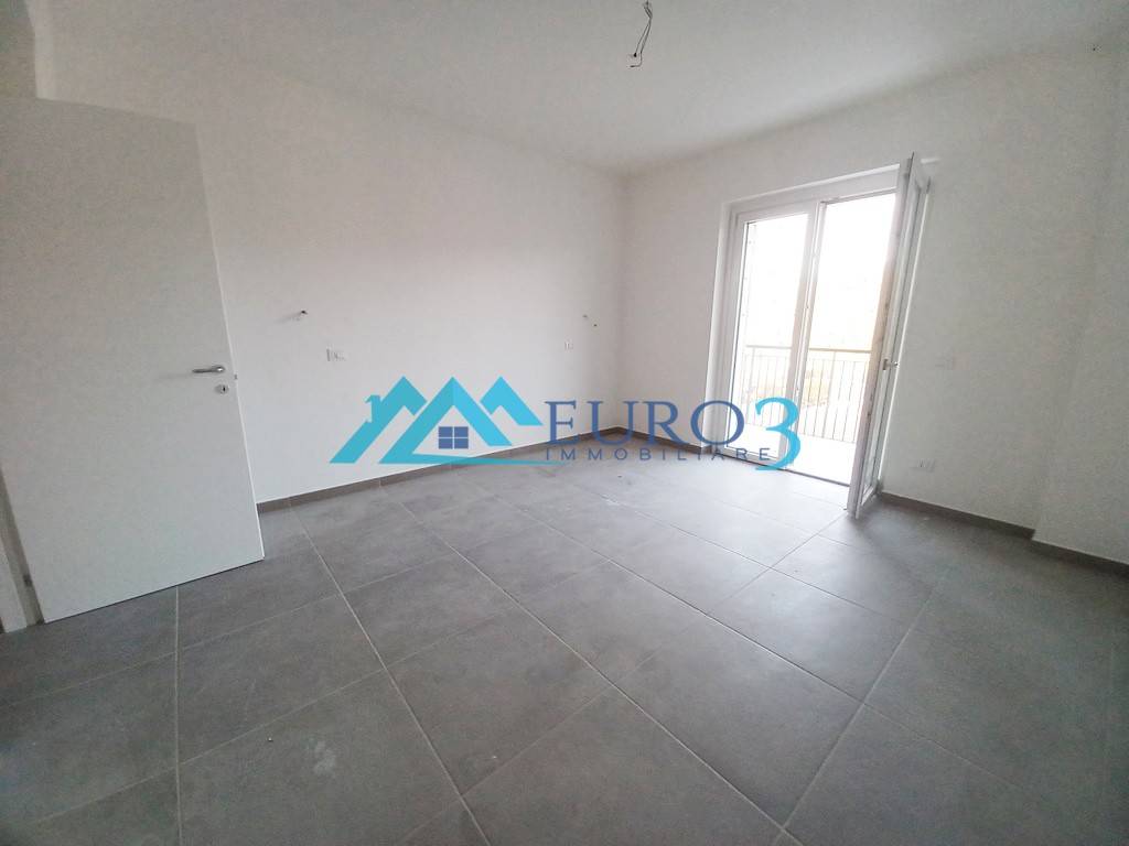 Appartamento a Roccafluvione in Via Giacomo Leopardi - Foto 5