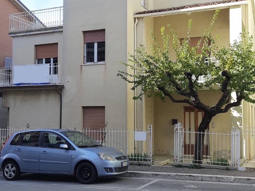 Casa indipendente a Montegranaro in Via Rimembranze - Foto 3