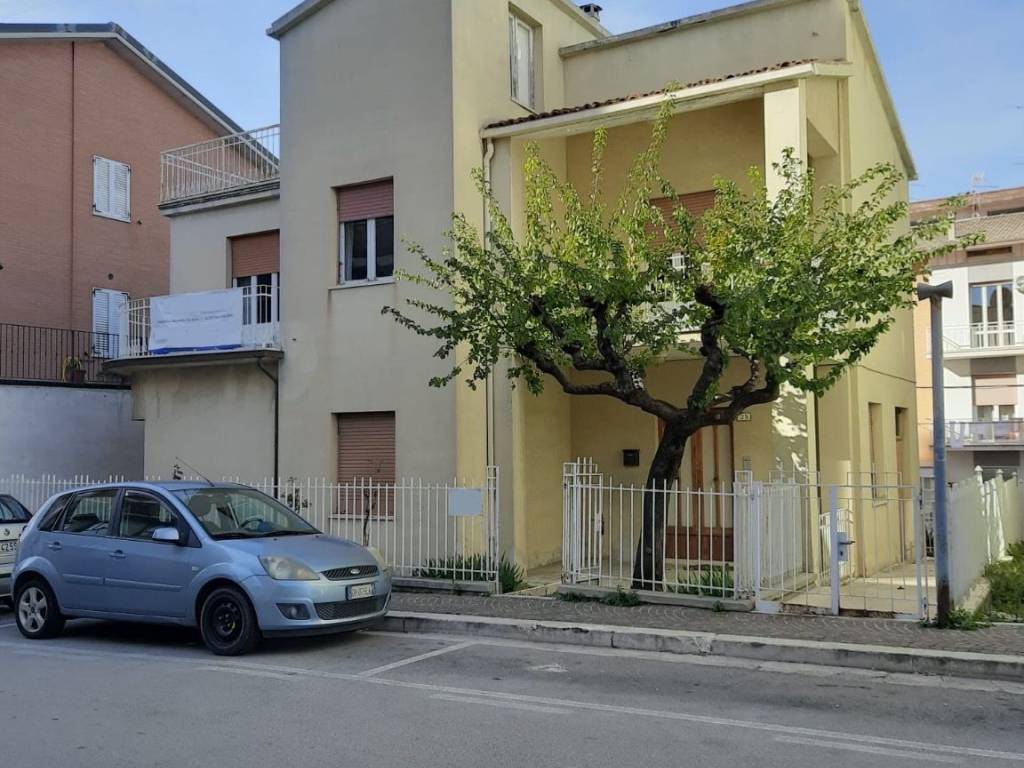 Casa indipendente a Montegranaro in Via Rimembranze - Foto 4