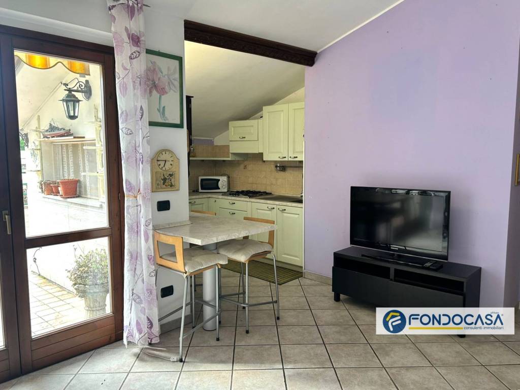 Appartamento a Brebbia in Via Diaz - Foto 4