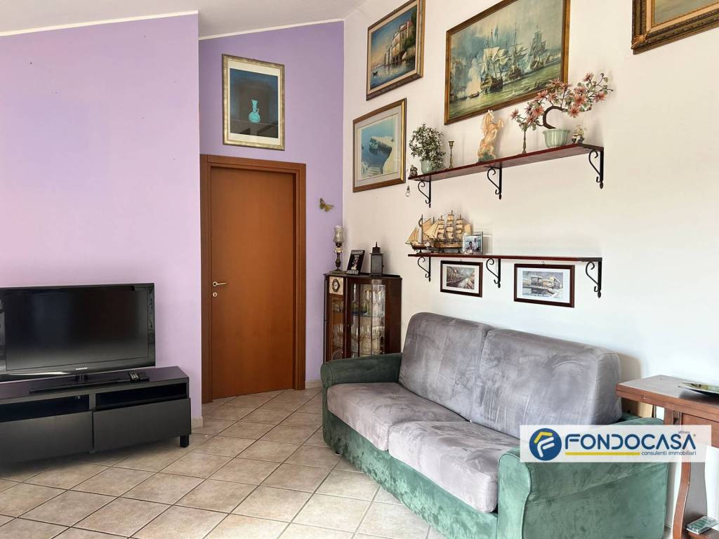 Appartamento a Brebbia in Via Diaz - Foto 5