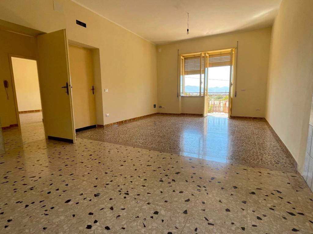 Appartamento a Fondi in Via San Magno - Foto 3