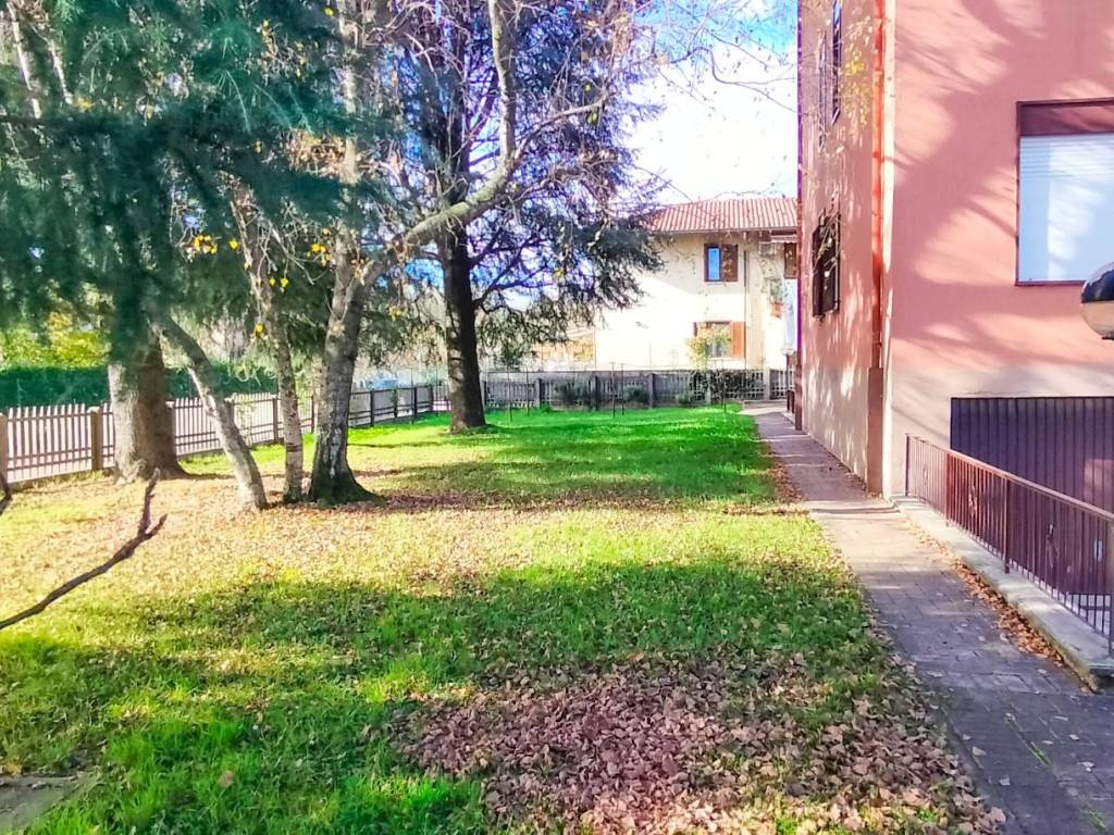 Appartamento a Jerago con orago in Via Moncucco, 24 - Foto 3