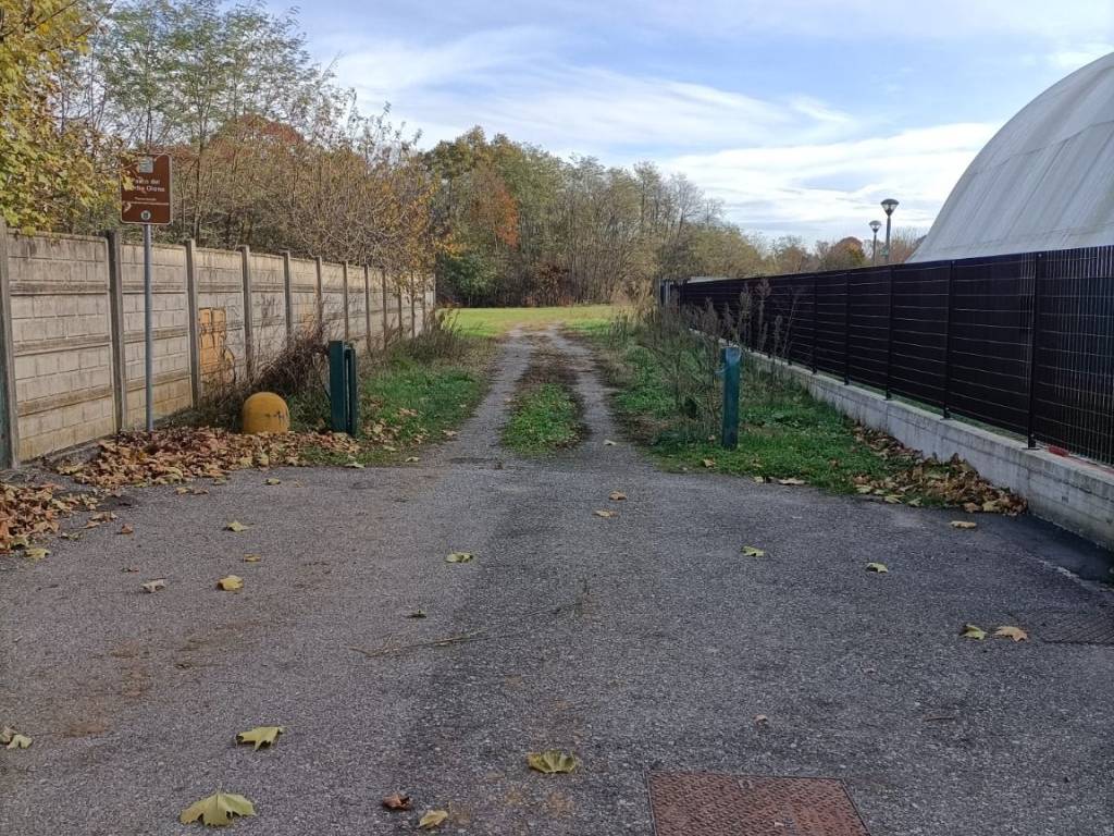 Terreno a Gorla maggiore in Via Sabotino - Foto 3
