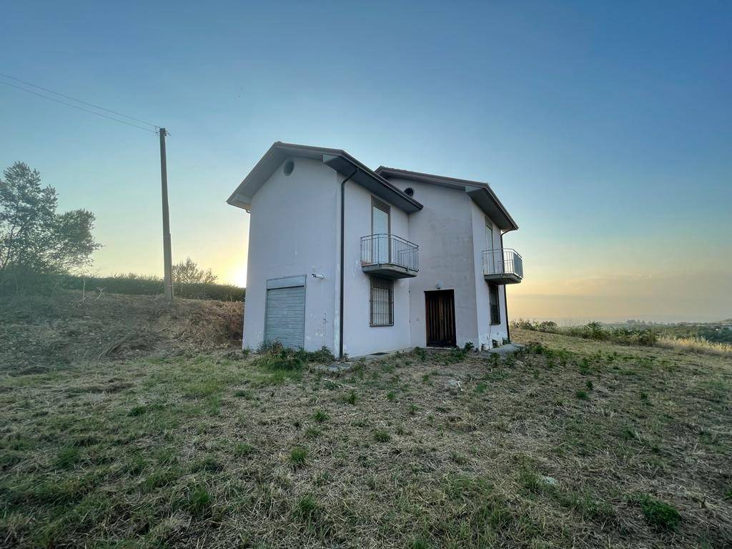 Villa a San nicola manfredi in Via Chiesa - Foto 2