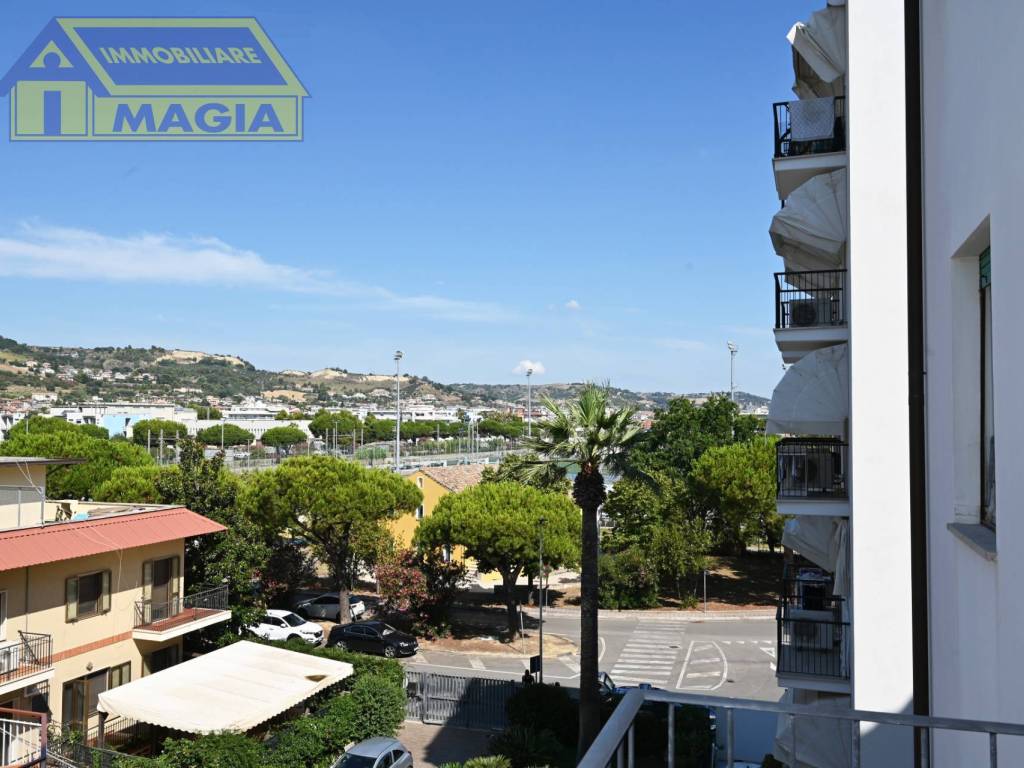 Appartamento a San benedetto del tronto in Via Clara Maffei, 42 - Foto 5