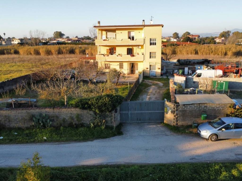 Appartamento a Aprilia in Via Peccia - Foto 2