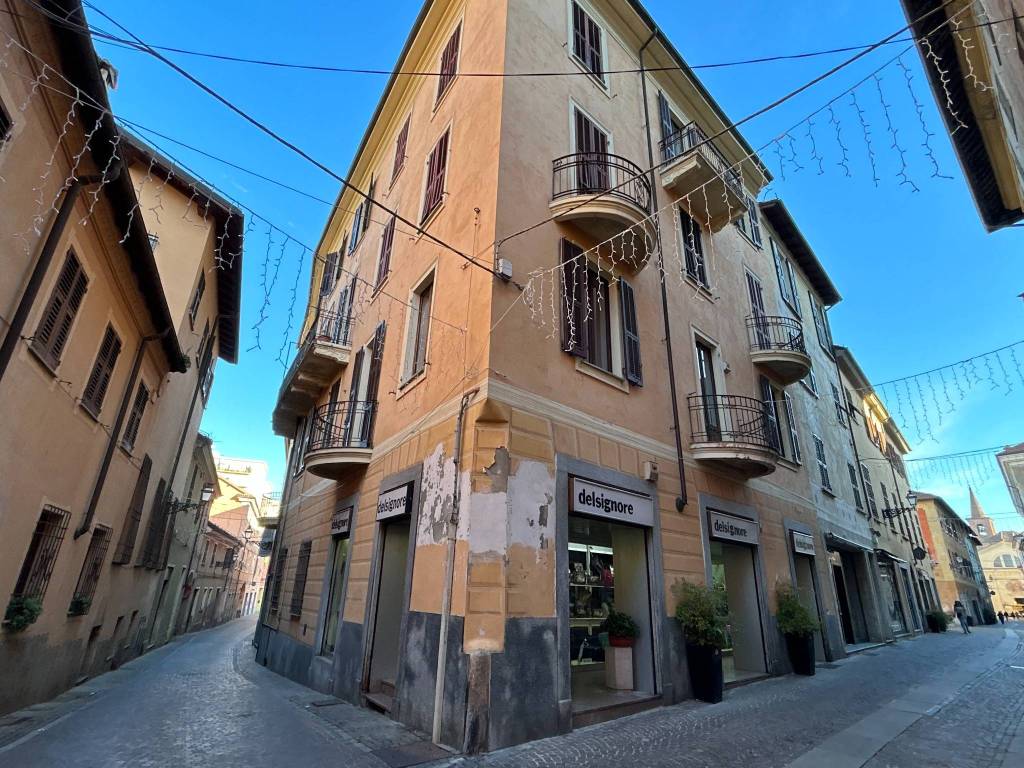 Appartamento a Novi ligure in Via Paolo Giacometti, 2 - Foto 2