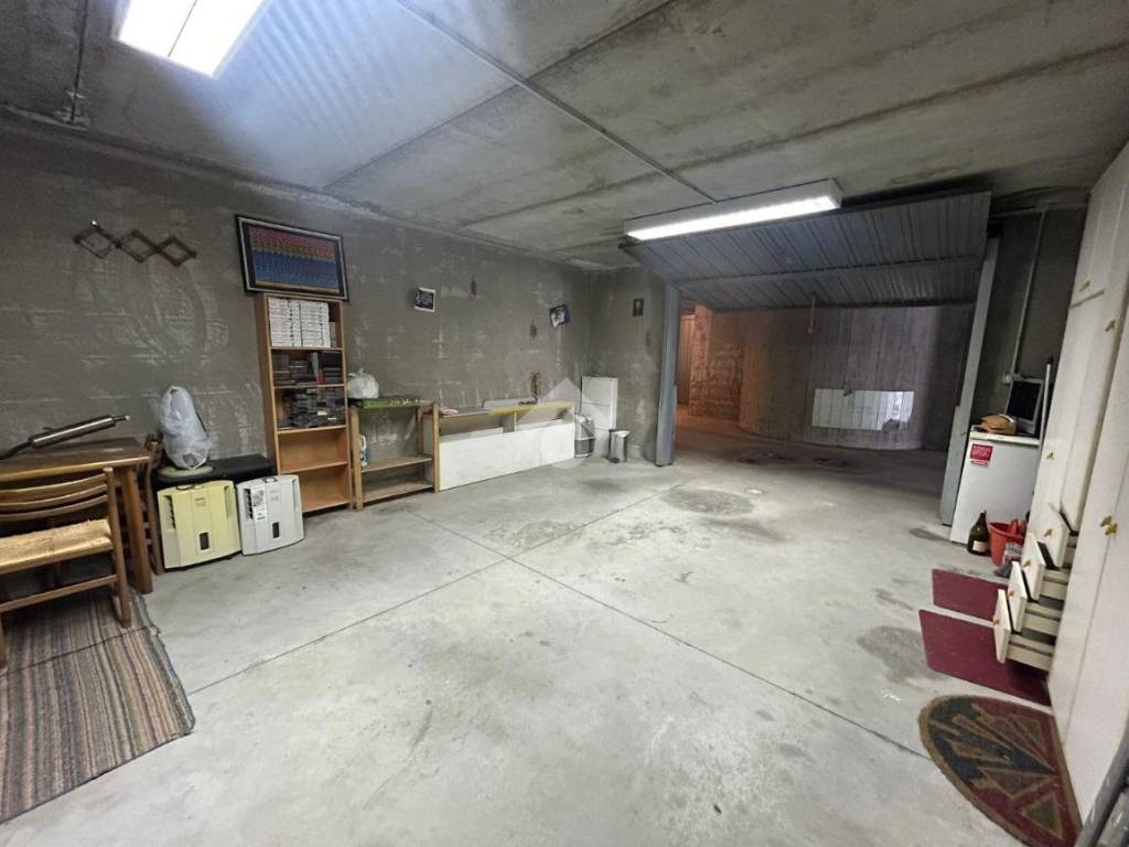 Box / garage a Bolano in Via Tinetto, 2 - Foto 4