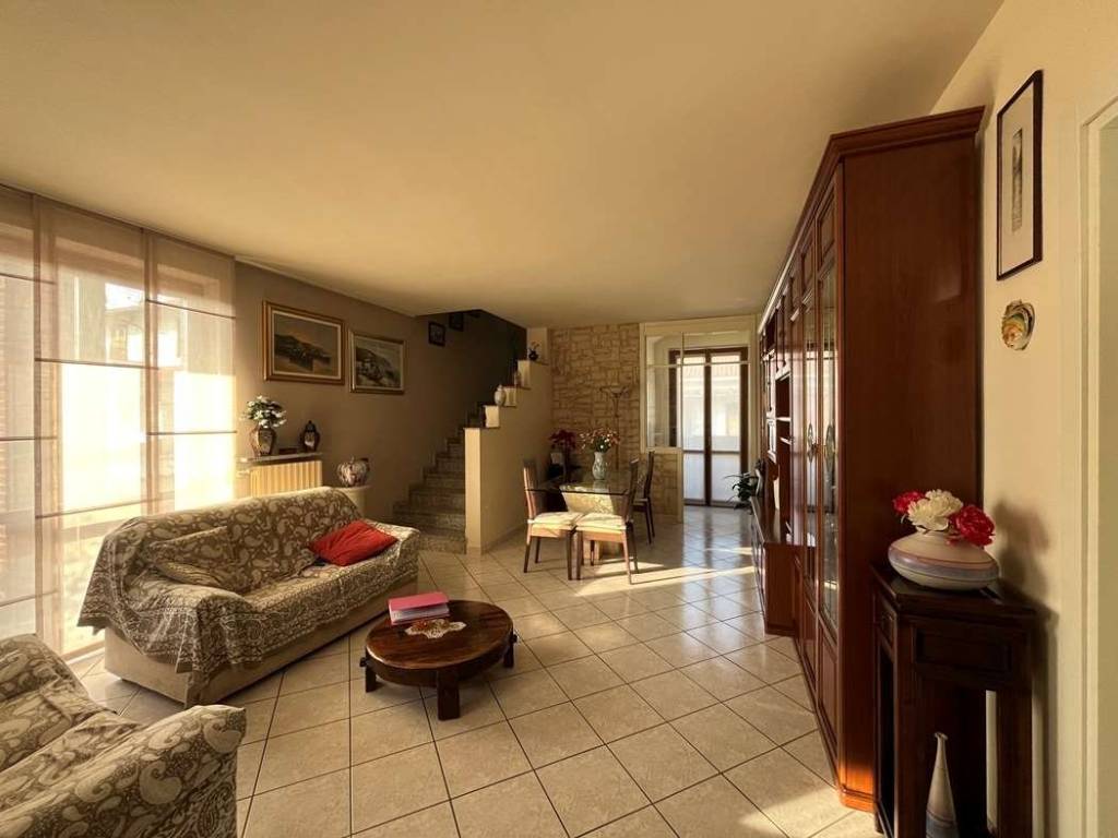 Villa a Vigevano in Via Valletta Fogliano - Foto 2