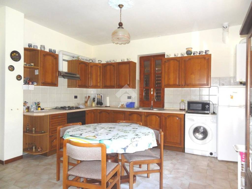 Appartamento a San giorgio del sannio in VIA DEL POZZO PIANO, 11 - Foto 4