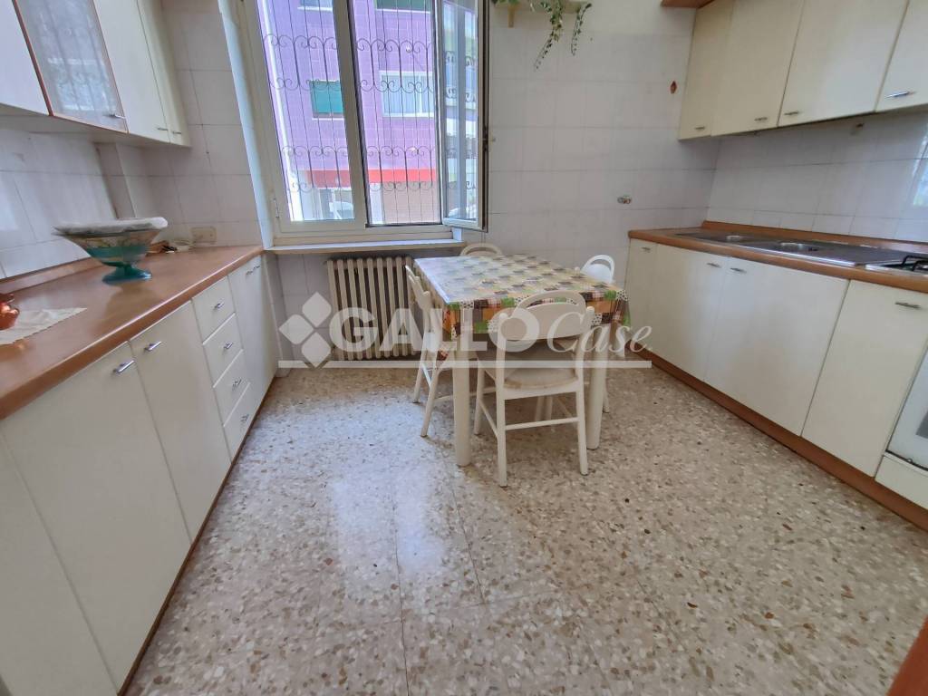 Appartamento a Cosenza in Via Ugo Spirito traversa Via Popilia - Foto 4