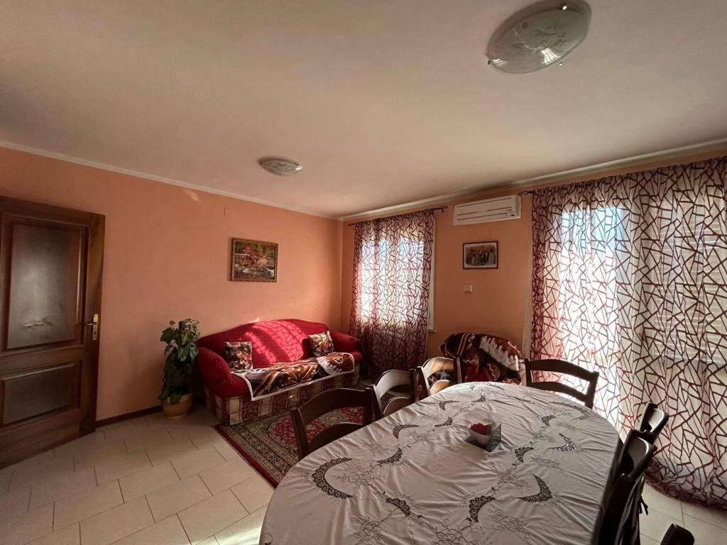 Villetta a schiera a Terrazzo in Via Morosa, 38 - Foto 5