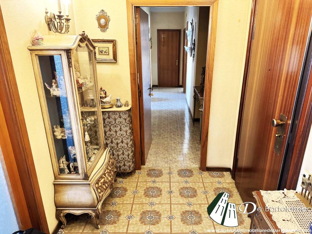 Appartamento a Taranto in Via Vincenzo Pupino - Foto 2
