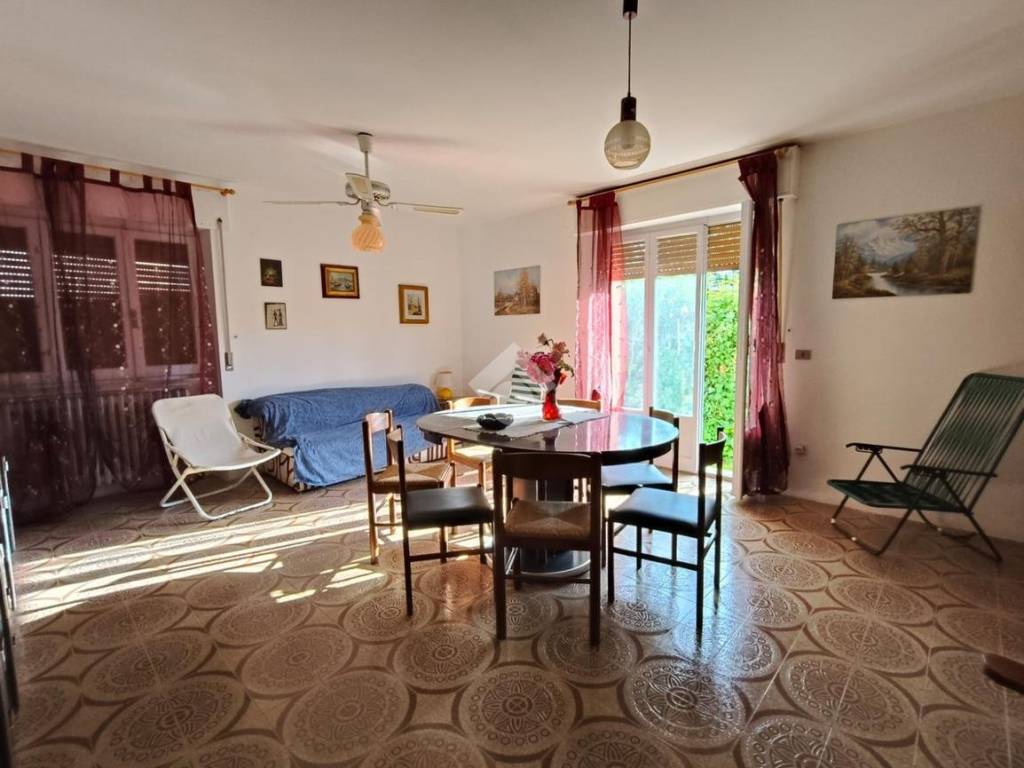 Casa indipendente a Gualdo tadino in Viale dei Cappuccini, 62 - Foto 3