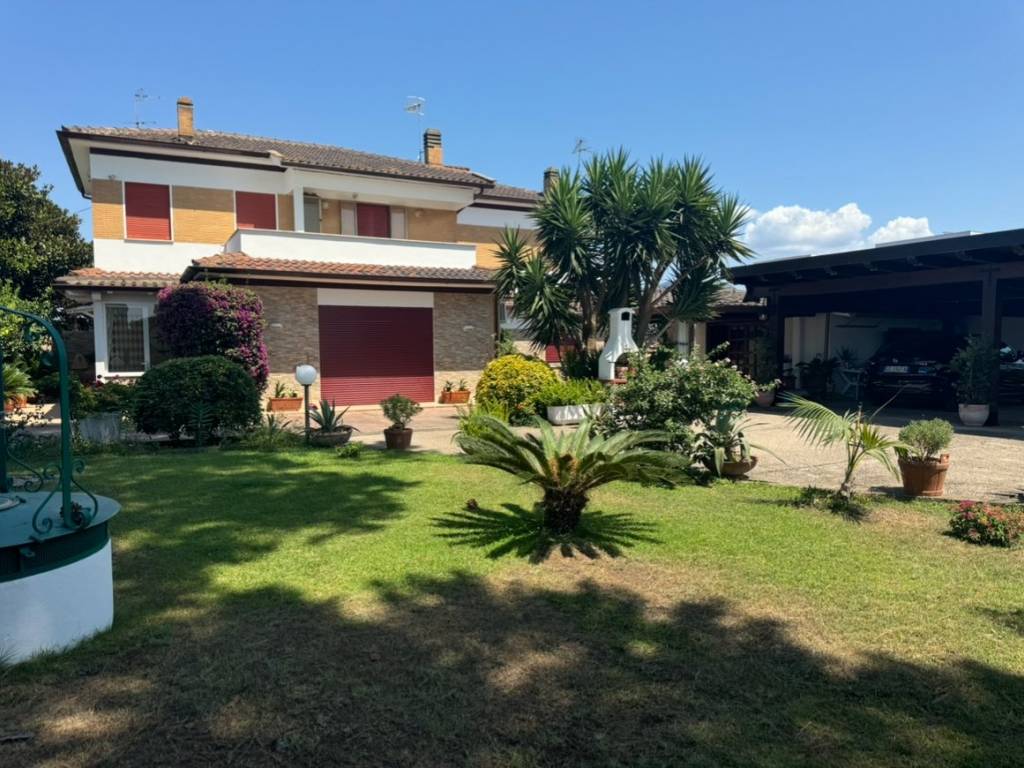 Villa a Terracina in Via Pontina - Foto 3