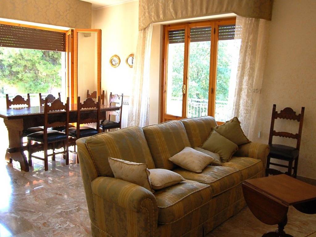 Appartamento a Pineto in Via Rotabile per Casoli - Foto 2