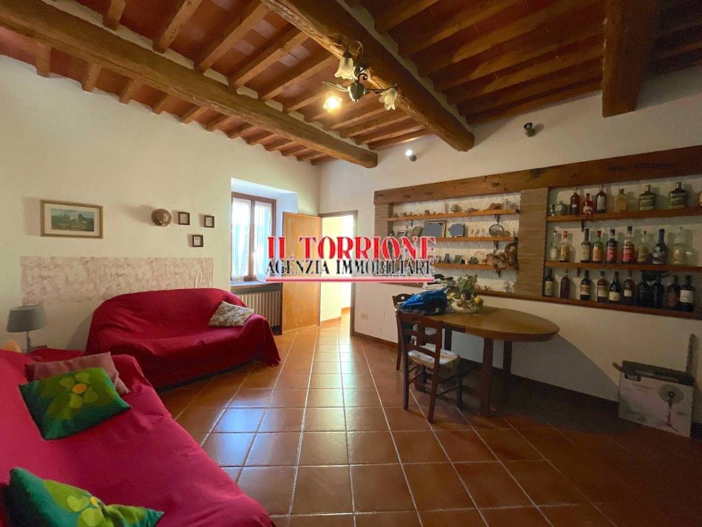 Casa indipendente a Pescia in Strada Provinciale Francesca Vecchia - Foto 4