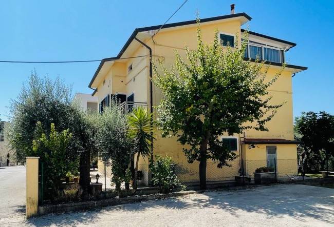 Villa a Nereto in Via Alcide De Gasperi, 8 - Foto 5