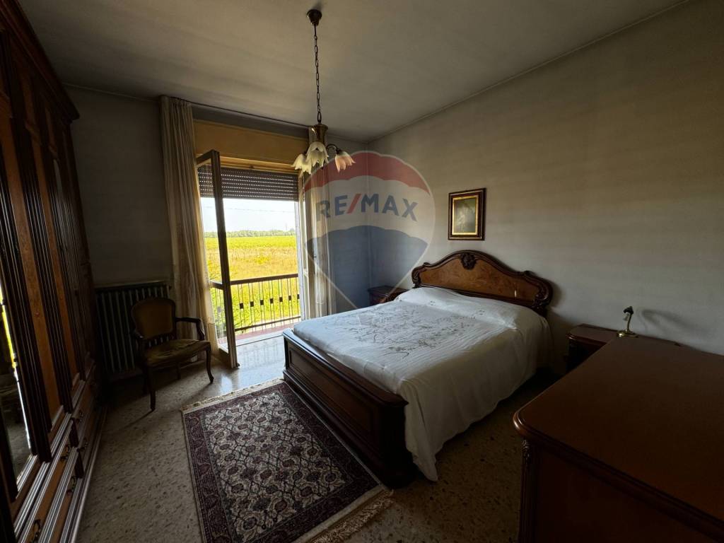 Villa a Lonate pozzolo in via Carlo Goldoni, 7 - Foto 3