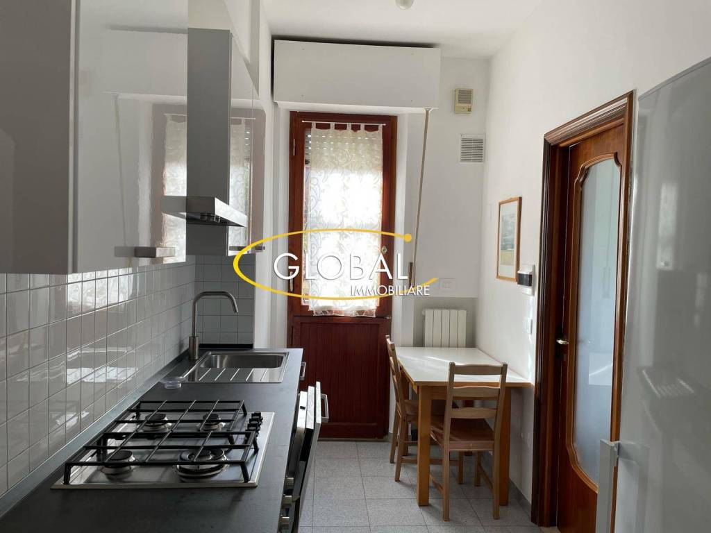 Appartamento a Ancona in Via Emilio Baldassari - Foto 2