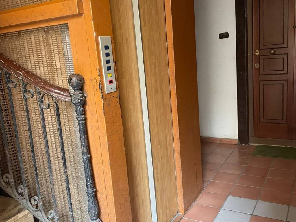 Attico / mansarda a Taranto in Via Felice Cavallotti, 116 - Foto 2