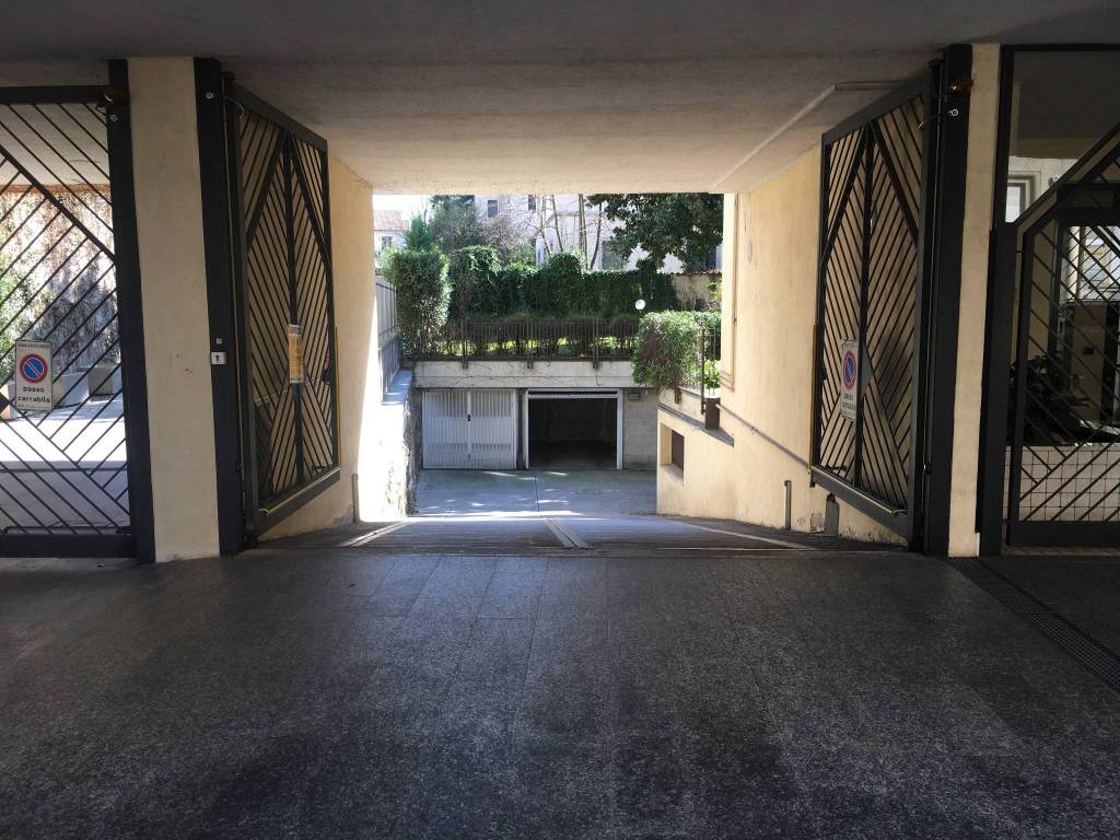 Box / garage a Busto arsizio in Corso 20 Settembre, 20 - Foto 5