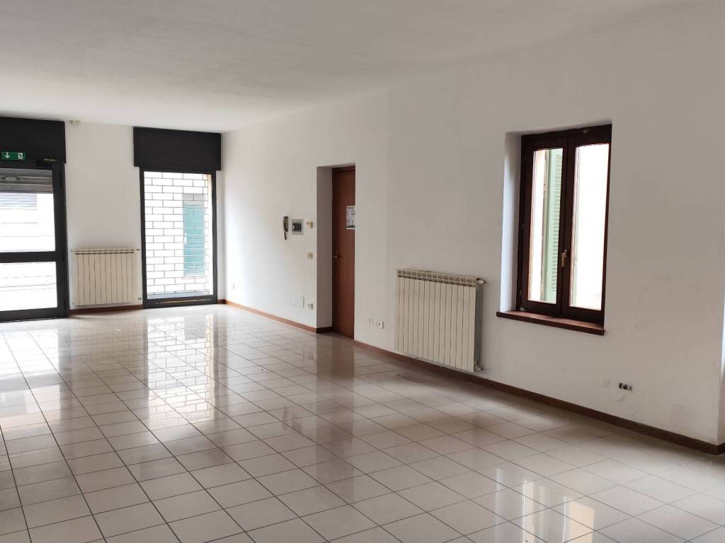 Immobile a Lomazzo in Via Ugo Foscolo - Foto 3