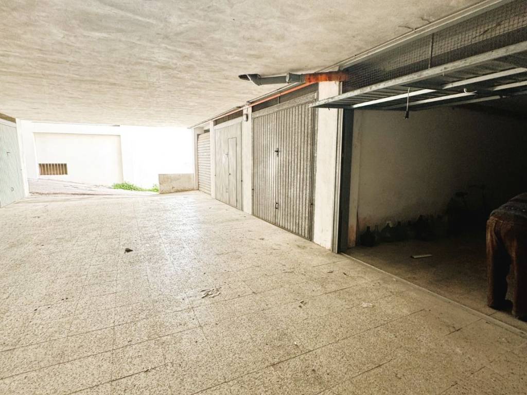 Box / garage a Tricase in Via Lorenzo Perosi - Foto 5