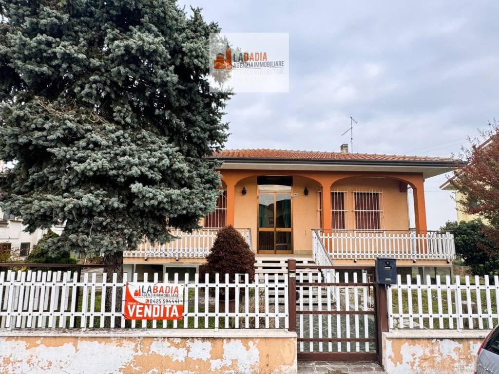 Villa a Giacciano con baruchella in Via Aldo Moro, 195 - Foto 4