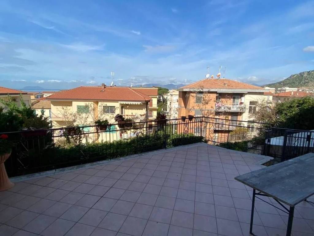 Villa a Sperlonga in Via Roma, 498 - Foto 4