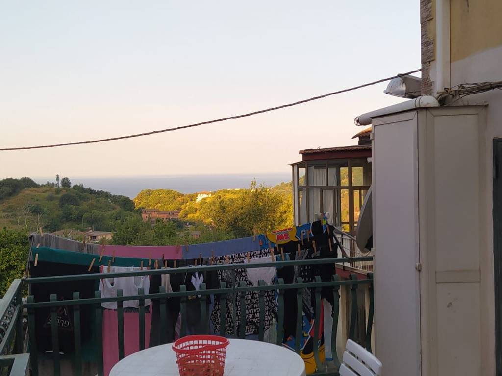 Appartamento a Salerno in Via Giosuè di Giacomo - Foto 2