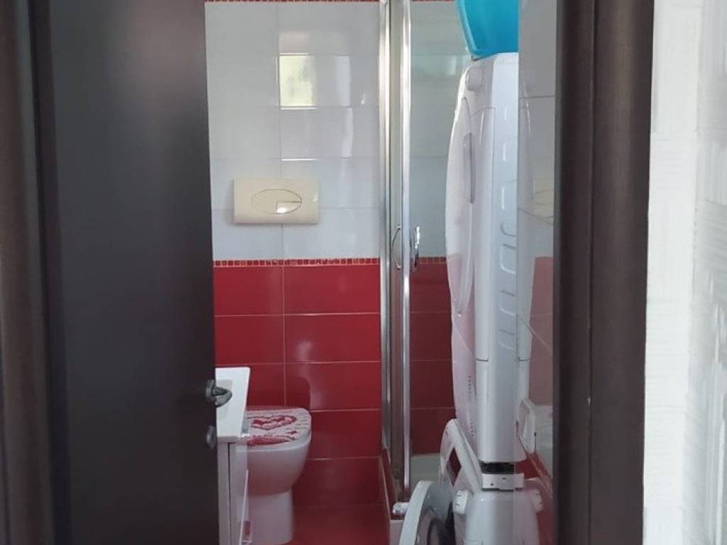 Appartamento a Salerno in Via Giosuè di Giacomo - Foto 3