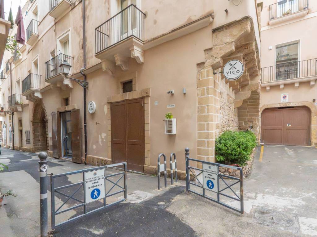 Palazzo / stabile a Taranto in Vico Sant'Agostino, 7 - Foto 4