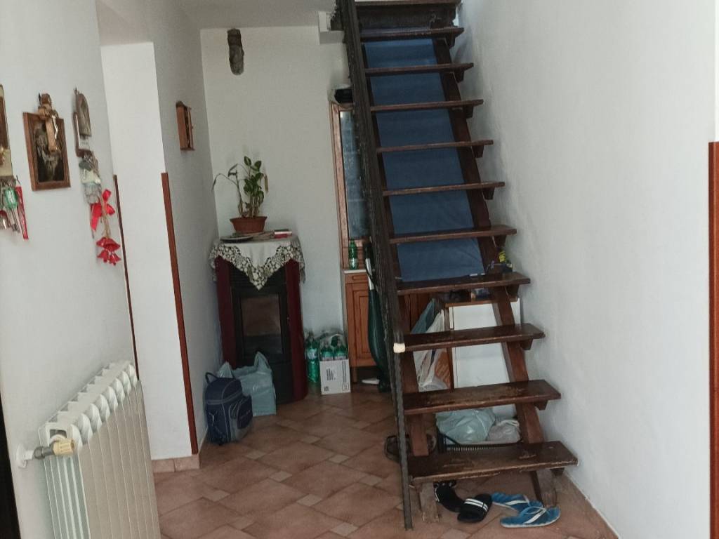 Casa indipendente a Ailano in Via dei Giudici - Foto 4
