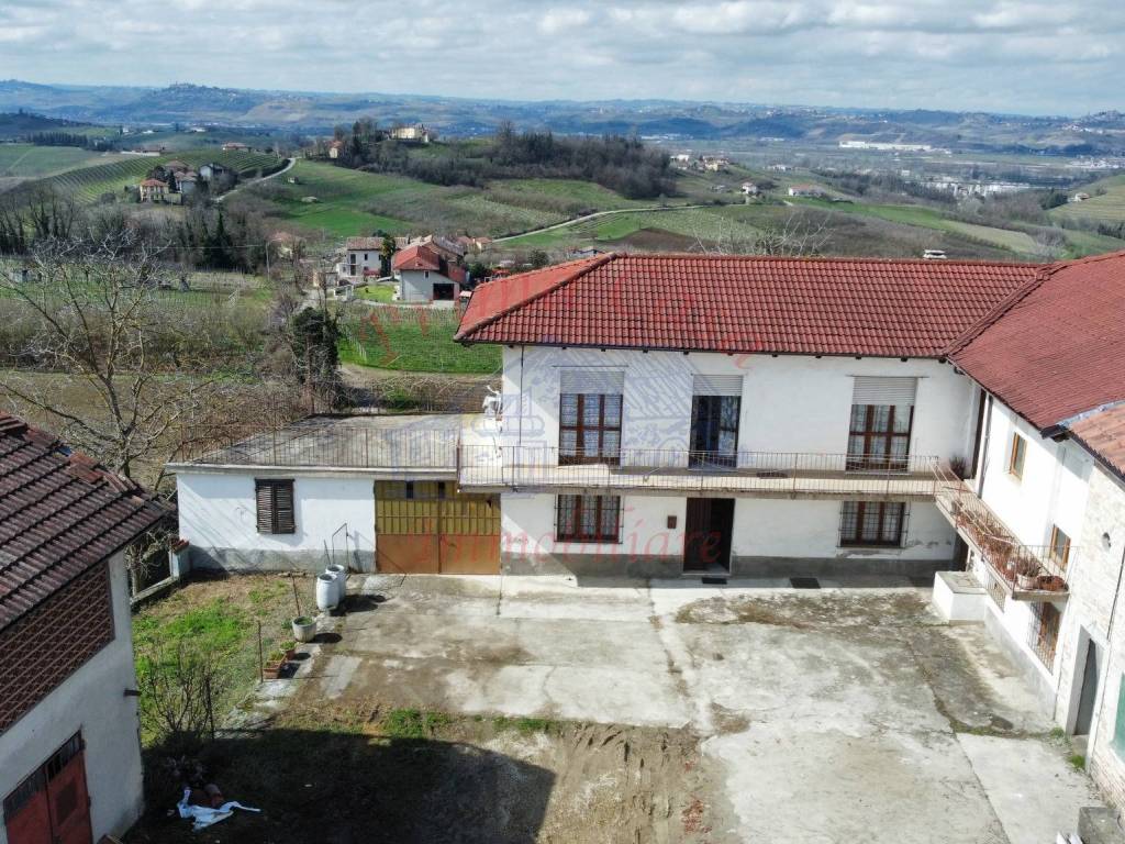 Rustico / casale a Castagnole delle lanze in Via Santa Maria - Foto 3