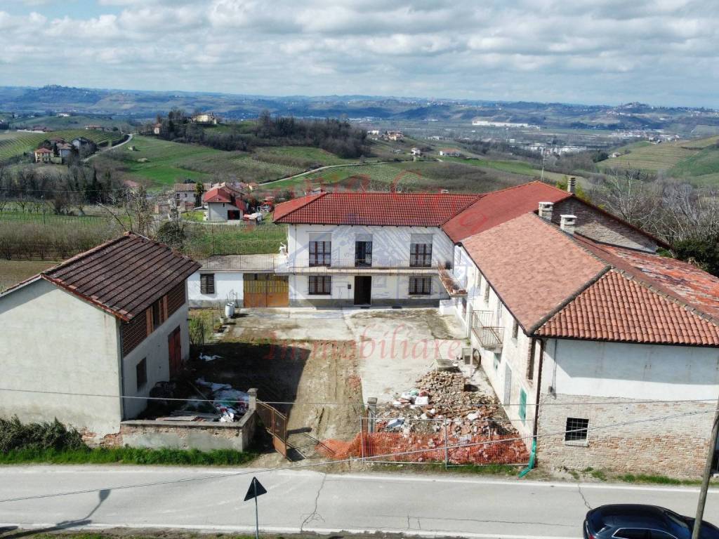Rustico / casale a Castagnole delle lanze in Via Santa Maria - Foto 5