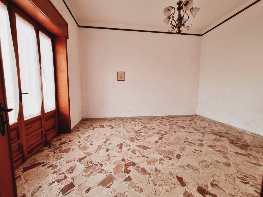 Appartamento a Copertino in Via Lucania, 76 - Foto 3