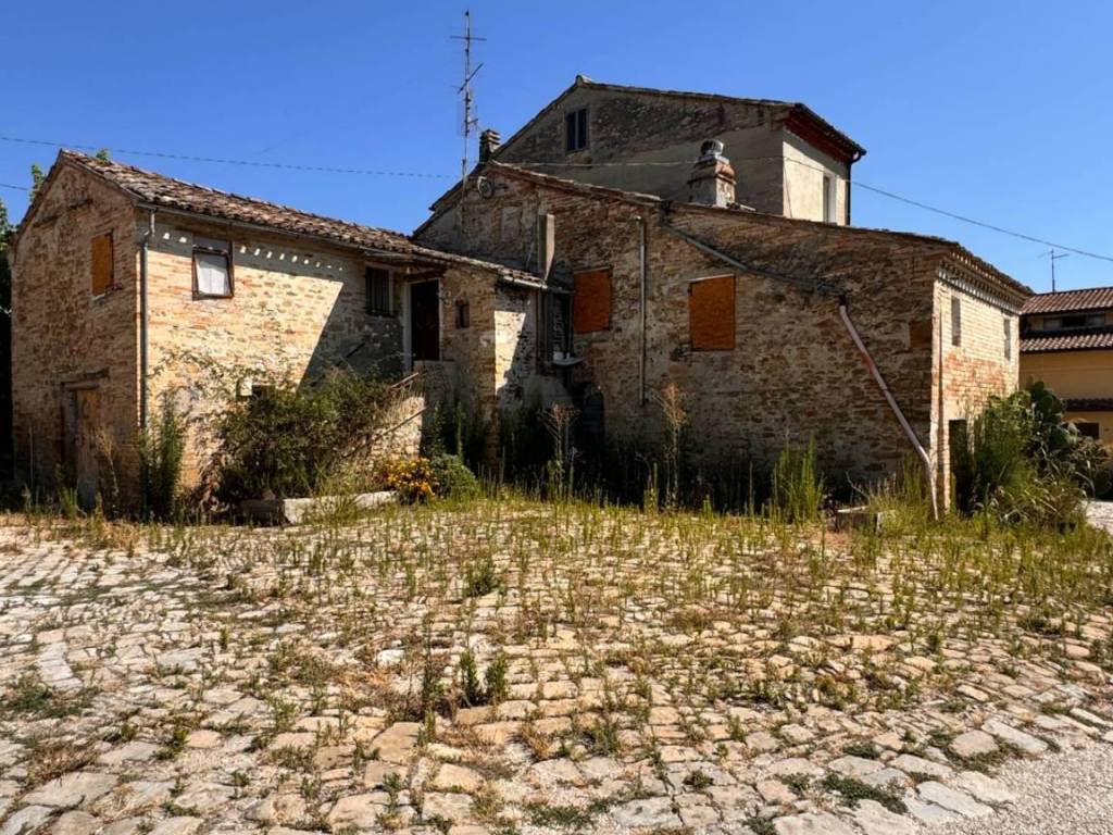 Casa indipendente a Falerone in via pozzo - Foto 3
