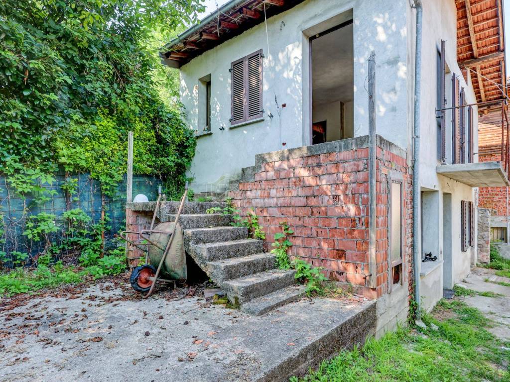 Villa a Brebbia in Via Monte Santo - Foto 2