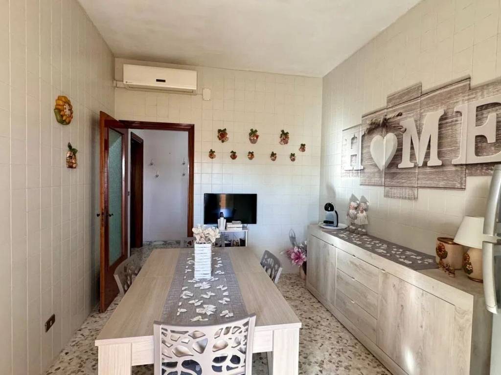 Appartamento a Brindisi in Via San Martino Della Battaglia - Foto 3
