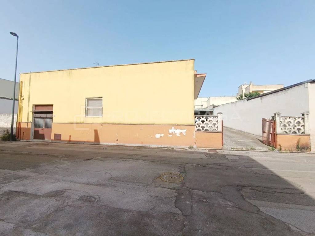 Villa a Supersano in Via V. Alfieri - Foto 2