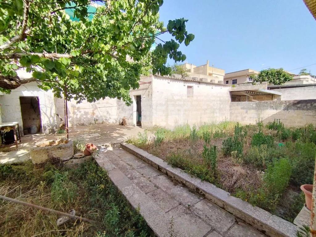 Villa a Supersano in Via V. Alfieri - Foto 5