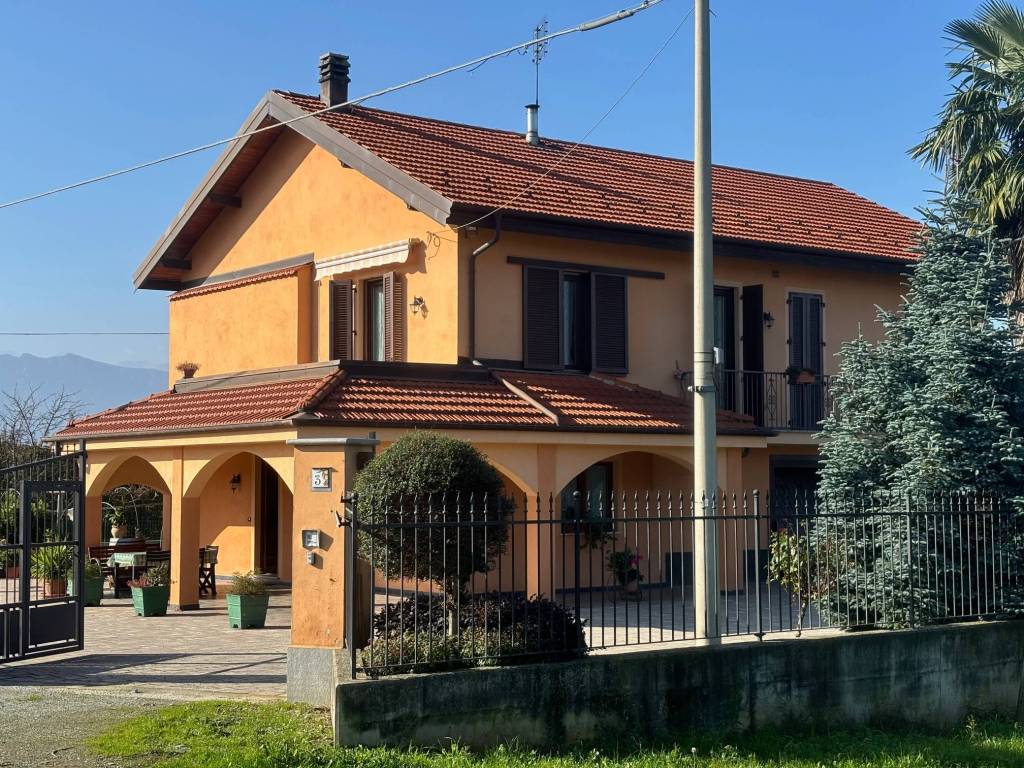 Villa a Saluzzo in Frazione Ruata Re - Foto 2